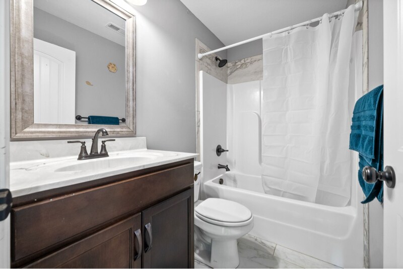 Building Photo - 1613 Kestrel Dr