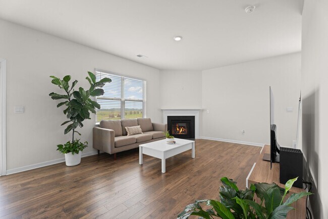 Building Photo - NEW BUILD! AMENITIES!! Lease Only.