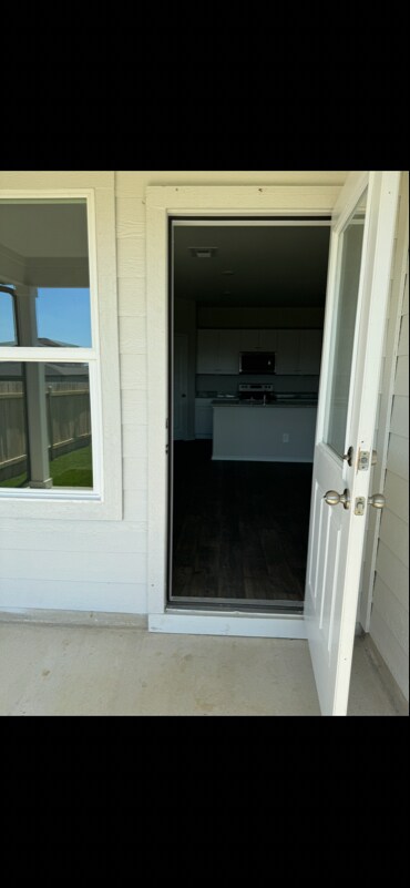 Building Photo - 408 Chaco Lp