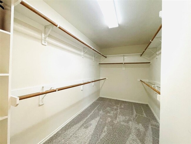Building Photo - 13710 Clear Trail Ln