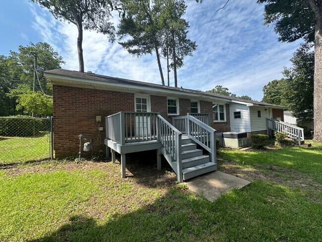 Building Photo - 3514 Ridgecrest Ave