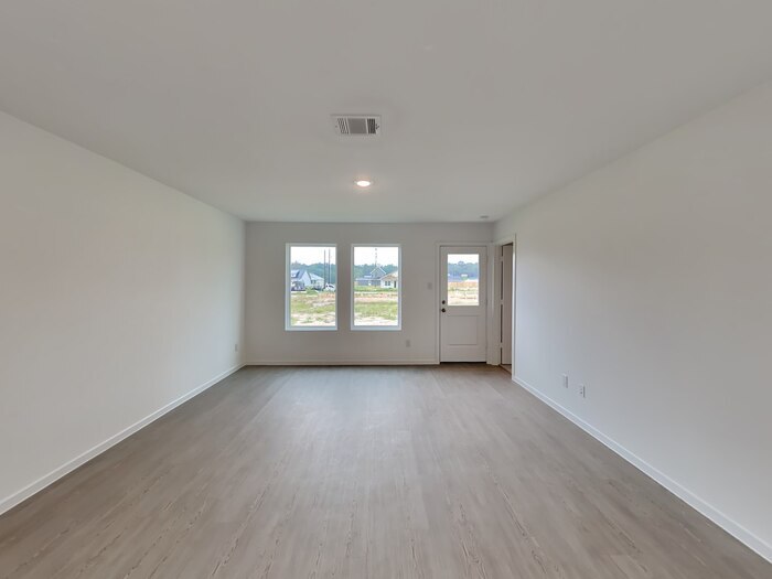Building Photo - 18731 Barrichello Dr