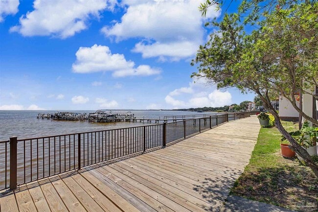Building Photo - 42 Baybridge Dr