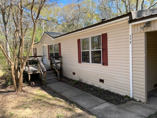 Building Photo - 192 Shadow Oaks Dr