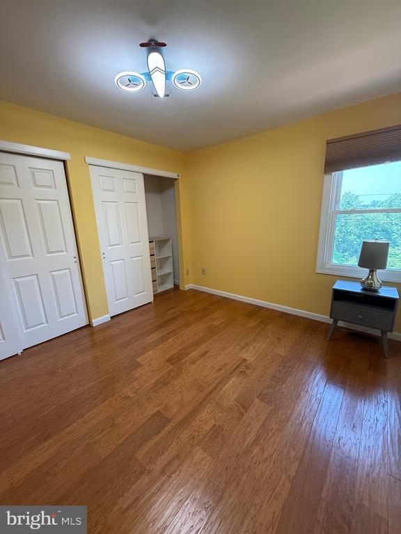 Building Photo - 343 Basswood Cir