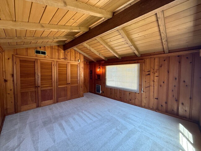 Building Photo - 161 Palm Ct Dr