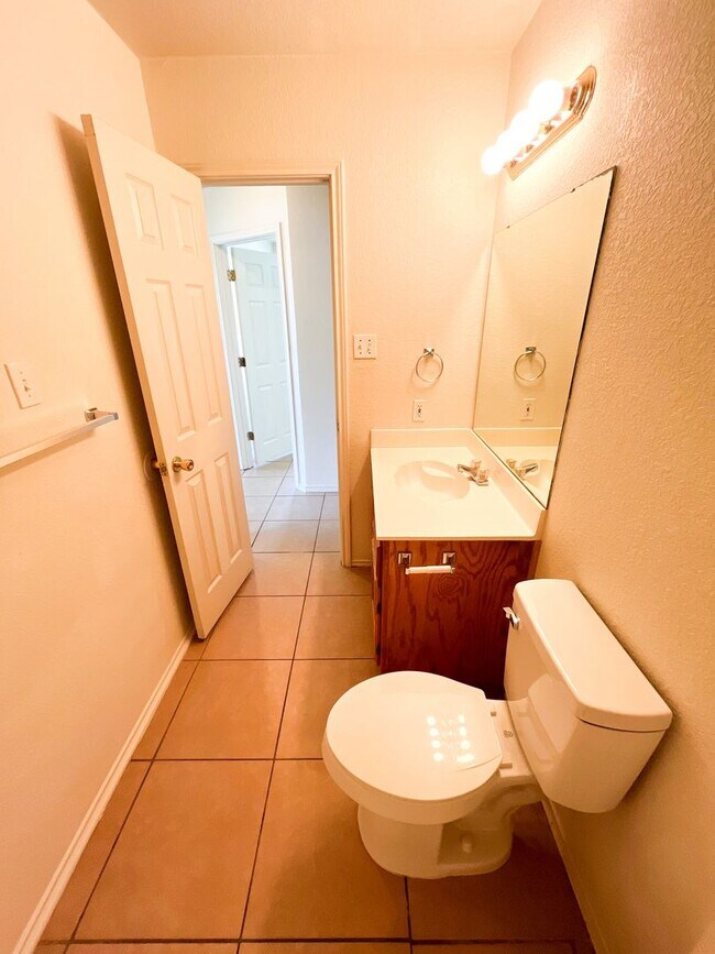 Building Photo - Available NOW!!!! Open floor plan features living room with fireplace, dining area, and large kit...