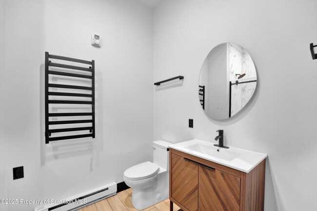 Building Photo - 115 Penn Ave