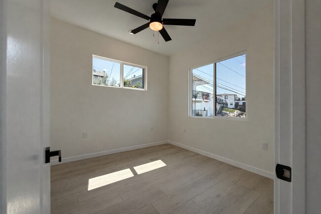 Building Photo - 5531 Olvera Ave