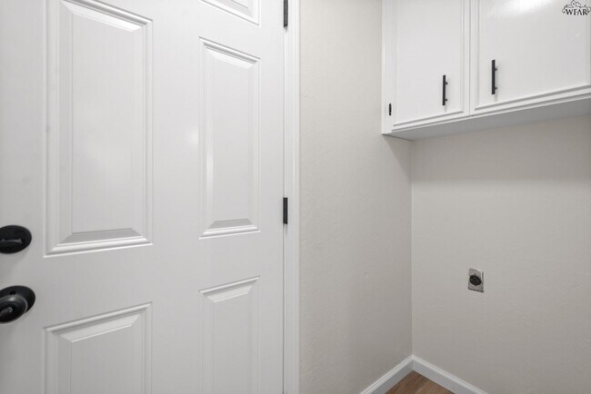 Building Photo - 5 Chanute Cir