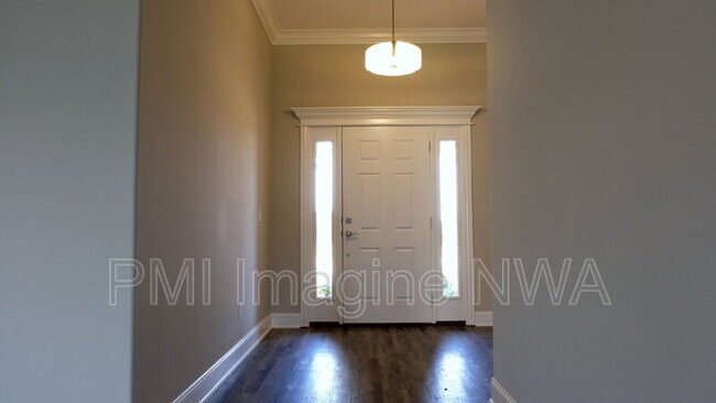 Building Photo - 474 N Yona Ln