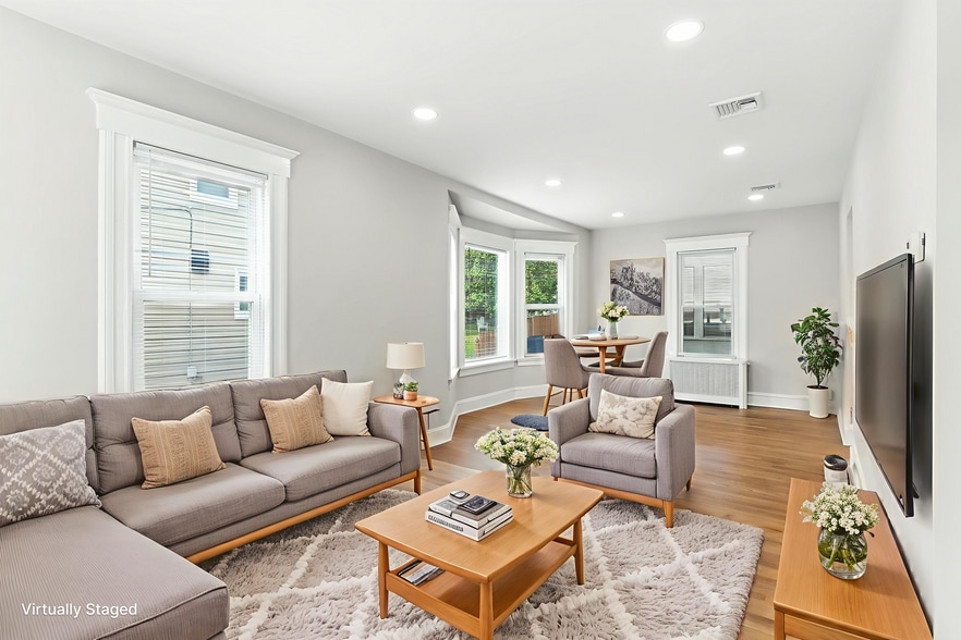 Primary Photo - 45 Oakridge Rd