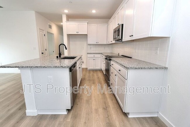 Building Photo - 4266 Aura Way