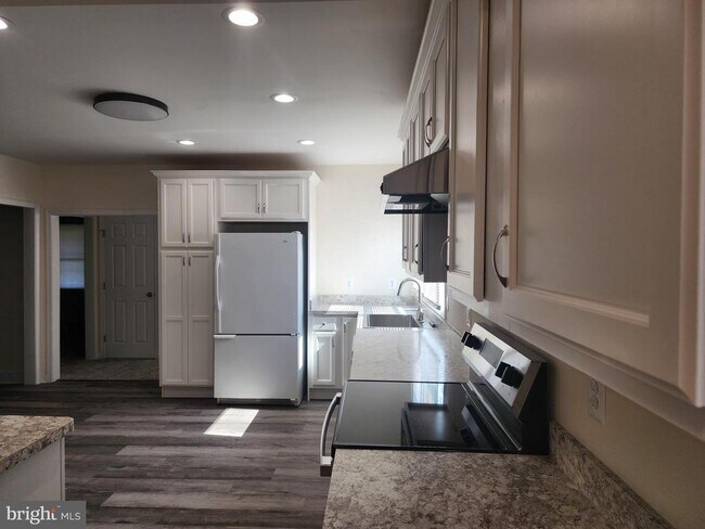 Building Photo - 38525 Chaptico Rd