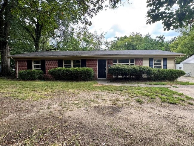 Primary Photo - 1078 Lynwood Dr