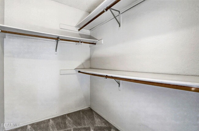 Building Photo - 7765 Dianjou Dr