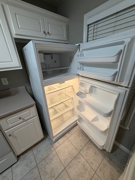 Building Photo - 1021 Old Marks Dr