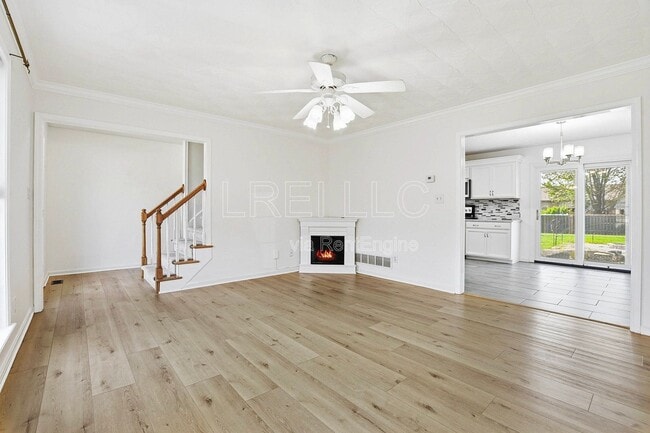 Building Photo - 6200 Winding Stream Dr