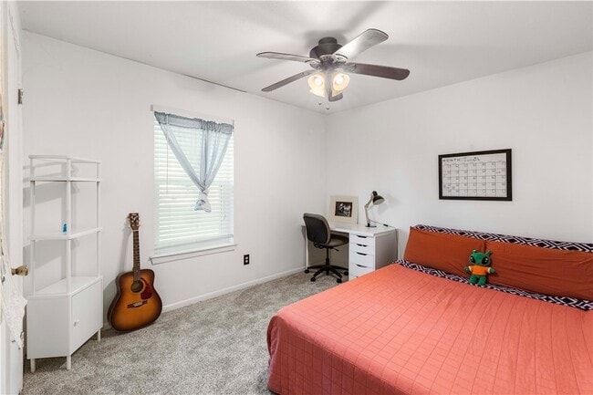 Building Photo - 2502 Waterwood Ln