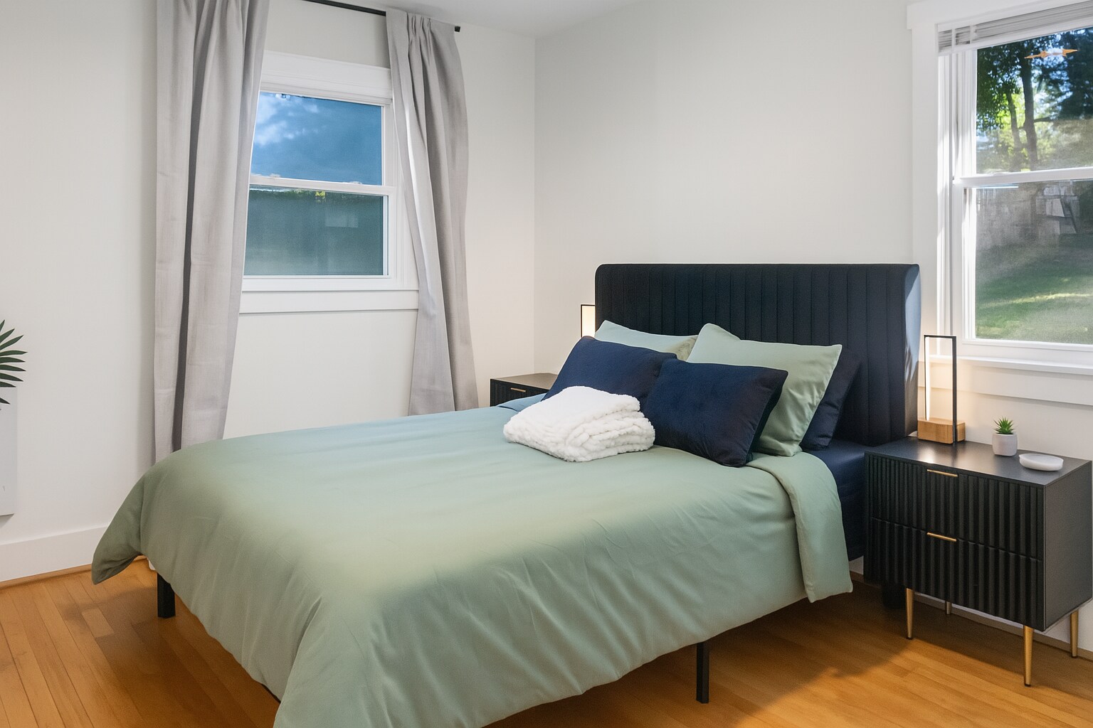 Building Photo - 523 Princeton St