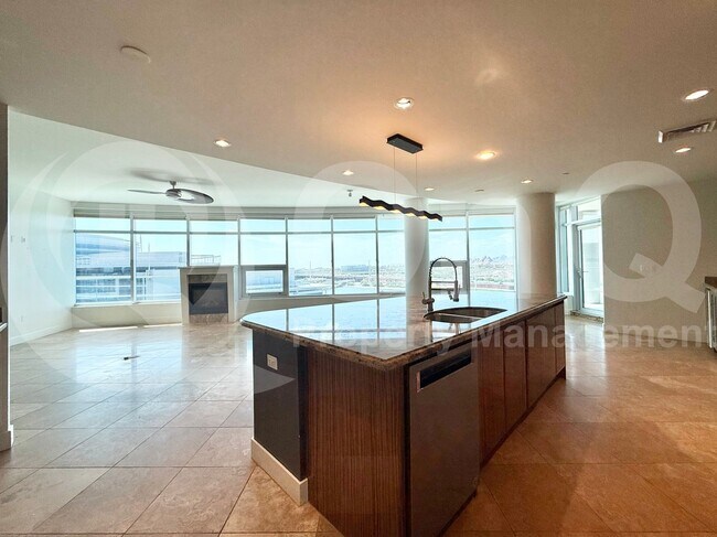 Building Photo - 140 E Rio Salado Pkwy