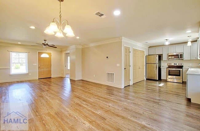 Building Photo - 5777 E Oglethorpe Hwy