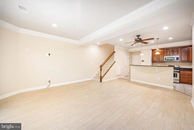 Building Photo - 3687 Spring Hollow Ln