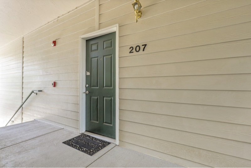 Building Photo - 19019 E Warren Dr