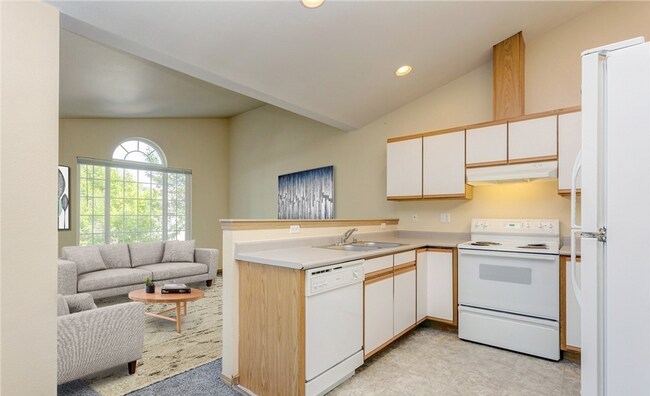 Building Photo - 2126-2128 Harris Ave