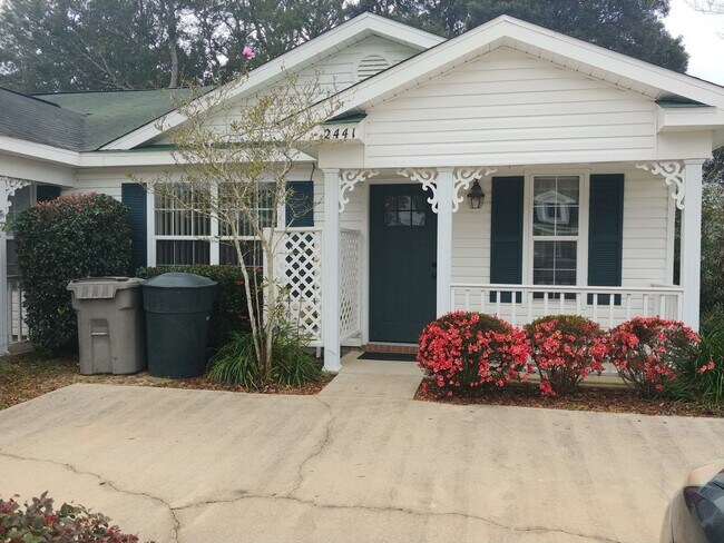 Primary Photo - 2441 Spyglass Cir
