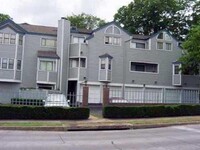 Building Photo - 1808 Rio Grande St