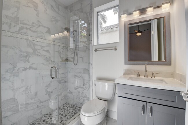 Building Photo - 6711 Royal Orchid Cir