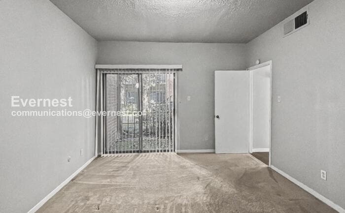 Building Photo - 3729 Thistlemont Dr