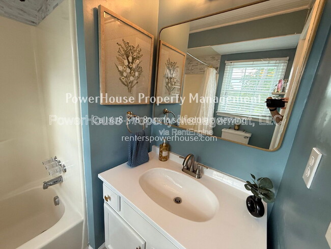 Building Photo - 179 High Creek Dr