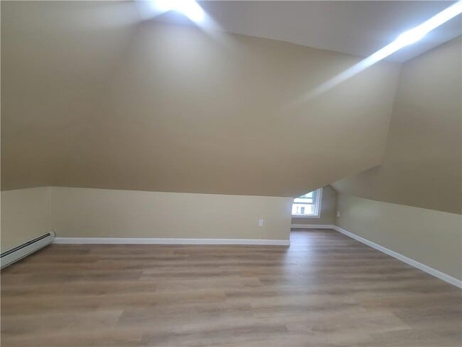 Building Photo - 29 Wildwood Ave