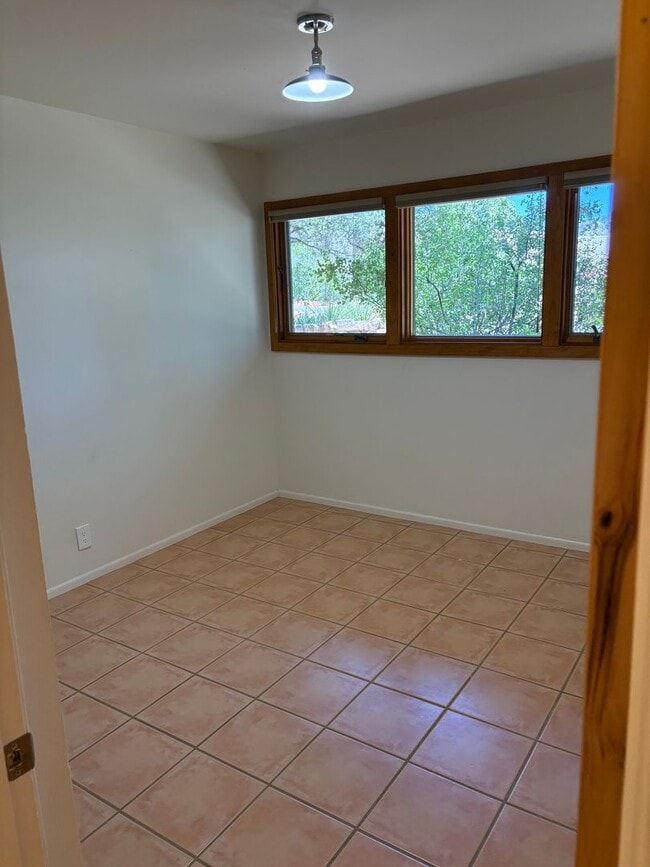 Building Photo - Unfurnished, 1-Year Long-Term Rental