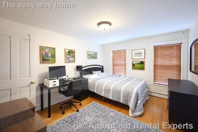 Building Photo - 24 Watson St