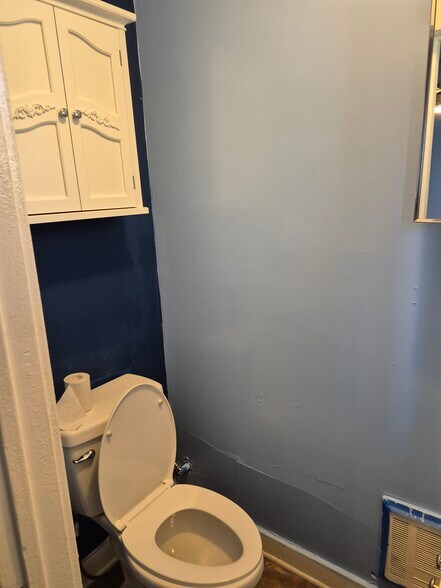 Building Photo - 5308 9th Ave