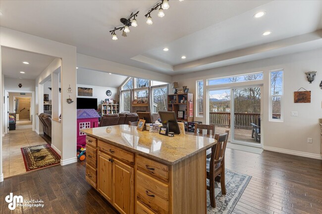 Building Photo - 4051 E Birch View Dr