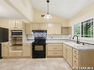 Building Photo - 1114 Churing Dr