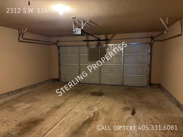 Building Photo - 2312 SW 136th St