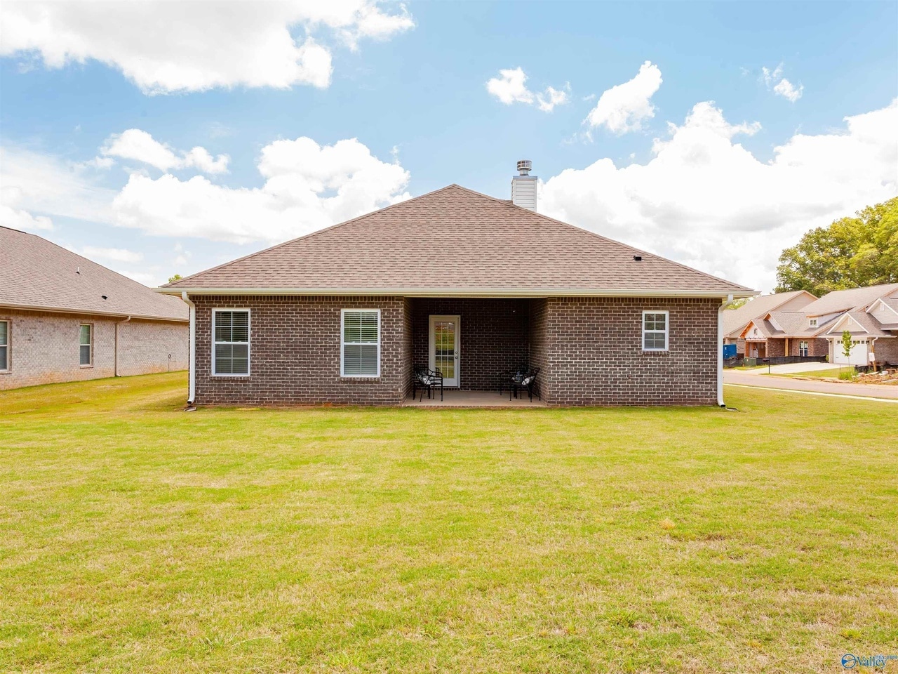 Building Photo - 229 Abercorn Dr