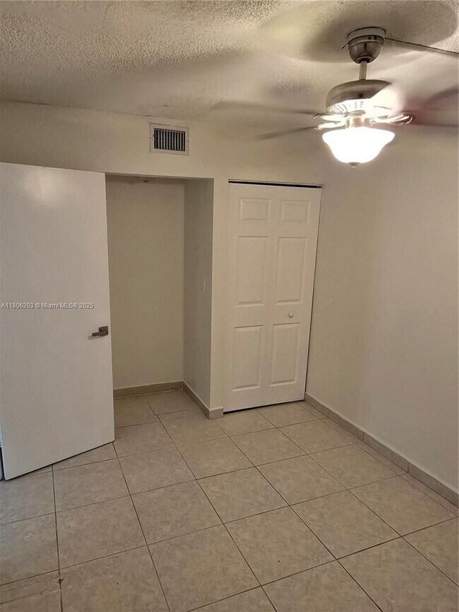 Building Photo - 8600 SW 133rd Avenue Rd