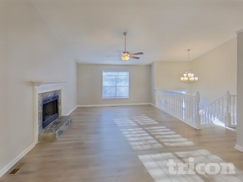 Building Photo - 205 Farmington Trce