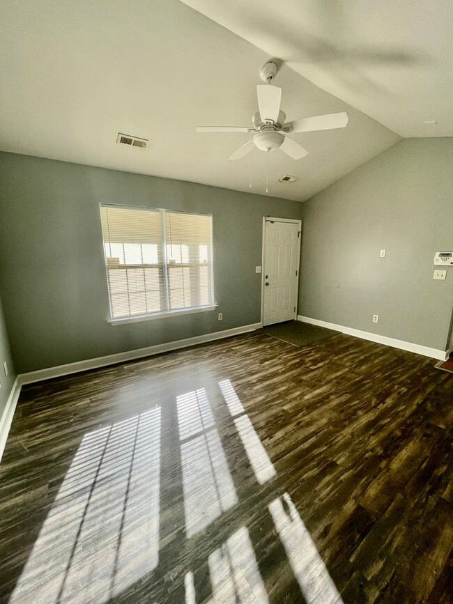 Building Photo - This lovely three bedroom two bath home is...