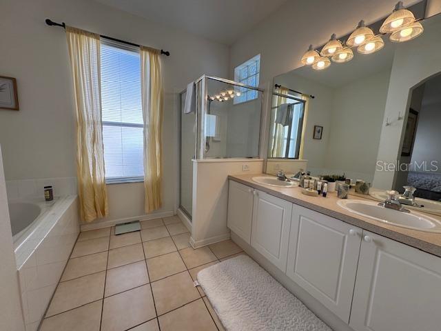 Building Photo - 8212 Fan Palm Way