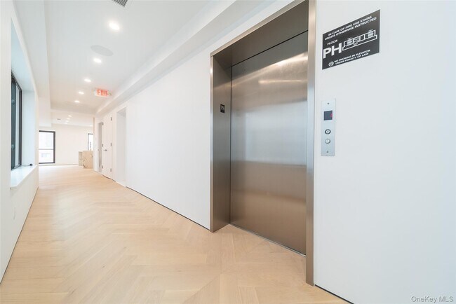 Building Photo - 132-55-132-41 41st Rd