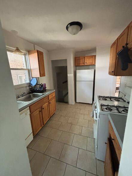 Building Photo - 4661 W 148th St