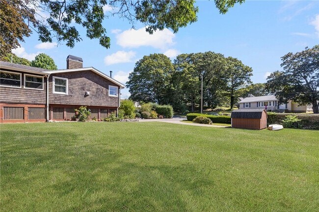 Building Photo - 14 Betty Hill Rd