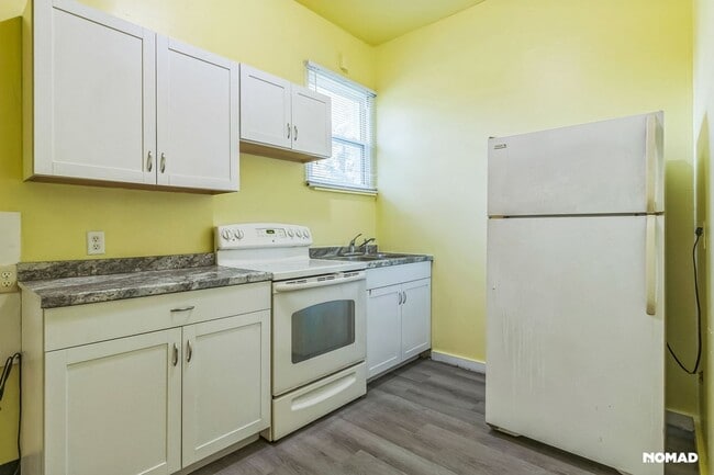 Building Photo - Charming 1BR Duplex in Fort Valley